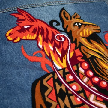 Casaca Azul Llama plano amplio Llama Casaca Denim Para Hombre Con Bordado Artesanal LOOCH Azul